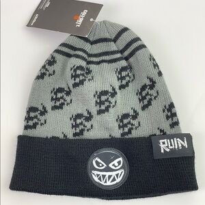 Call Of Duty Gray and Black Skull Ruin Beanie